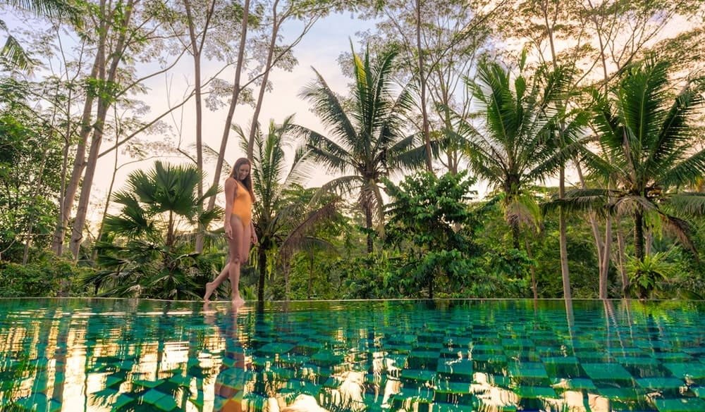 serene pool